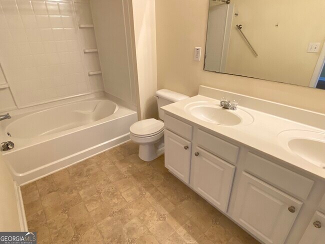 Building Photo - 924 Society Cir