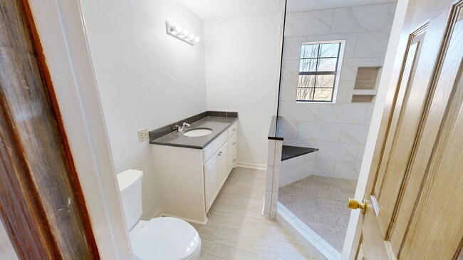 Building Photo - 497 High Hope Rd