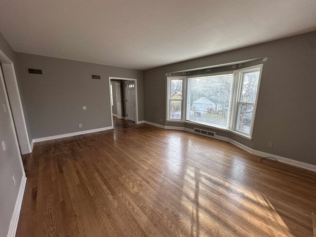 Building Photo - Welcome to your new home!