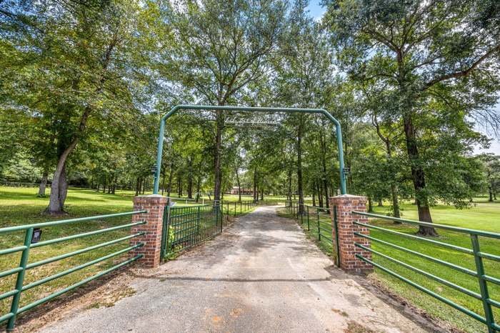 Building Photo - 8407 TX-75