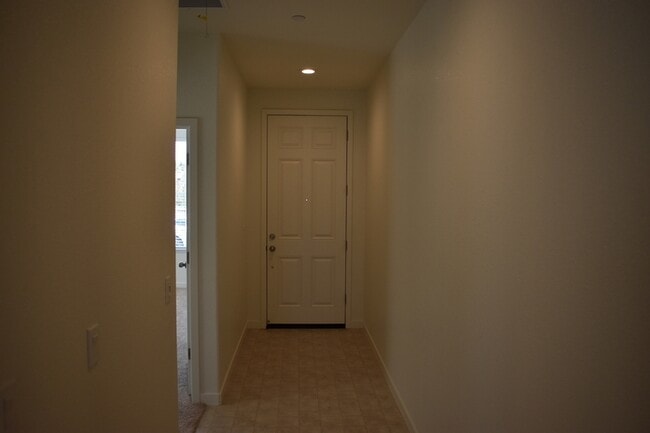 Building Photo - 4721 Irma Dr