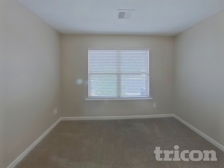 Building Photo - 5370 Campbellton Fairburn Rd