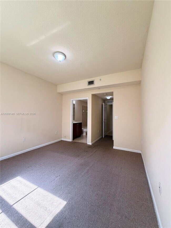 Building Photo - 11603 NW 89th St