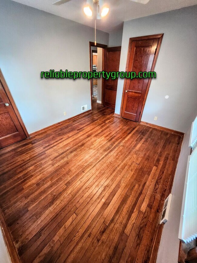 Building Photo - New Listing in Fort Wayne