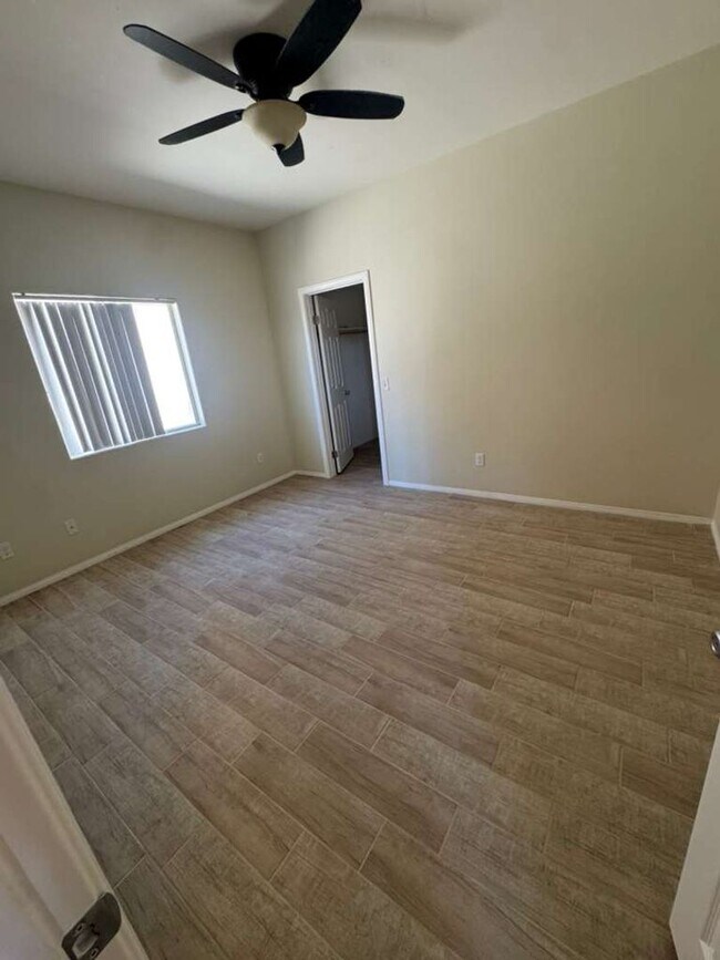 Building Photo - AVAILABLE NOW - $500 off first month rent - 4bd/2ba, 1895 Sq. Ft. Single Family Home with Solar