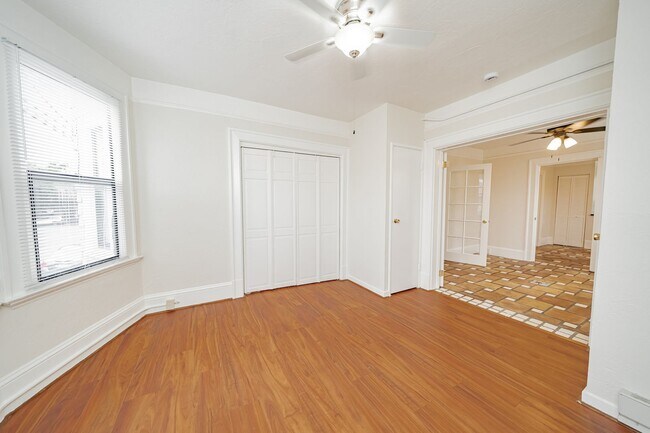 Building Photo - 4056 Piedmont Ave
