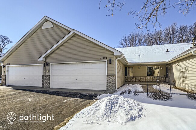 Primary Photo - 12375 Walnut Dr
