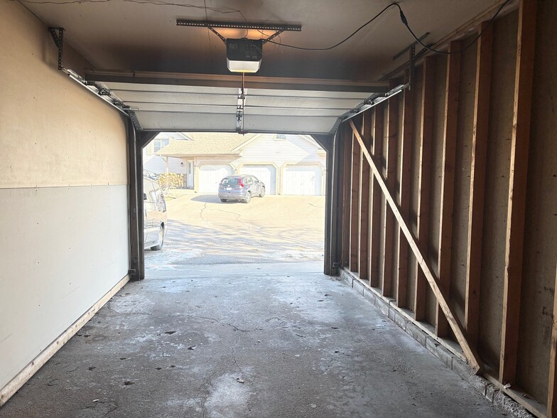 Building Photo - 6269 Magda Dr