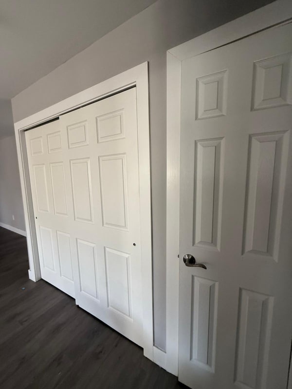 Building Photo - 431 Park Ave