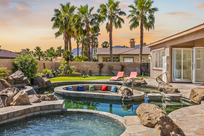 Building Photo - 57806 Cantata Dr