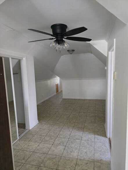 Building Photo - 9225 S Marshfield Ave