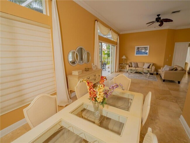 Building Photo - 20107 Ocean Key Dr