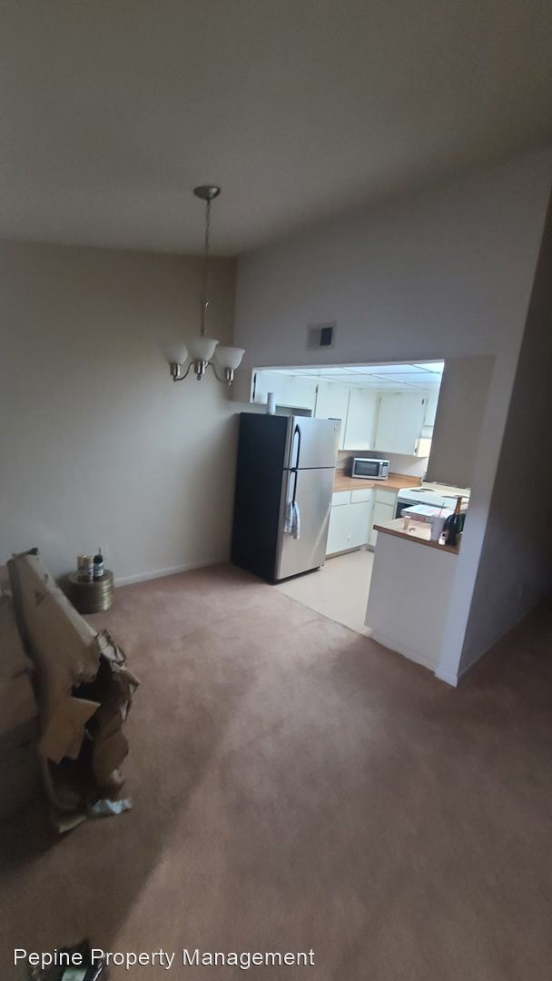 Building Photo - 2 br, 1 bath House - 2862 SW 39th Ave