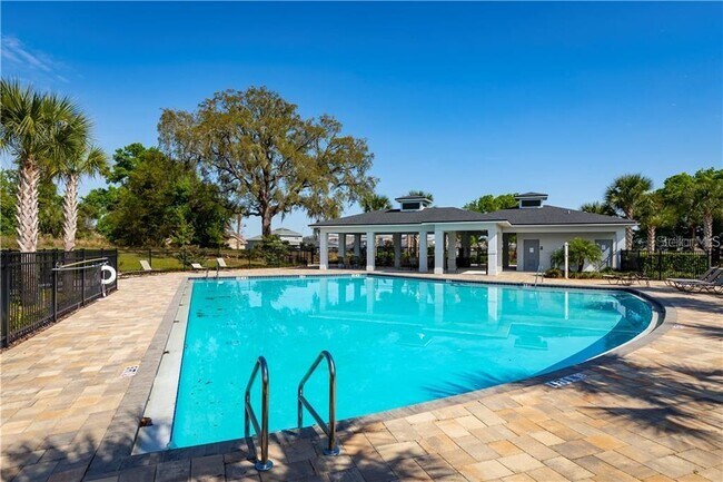 Building Photo - 17004 Gathering Pl Cir