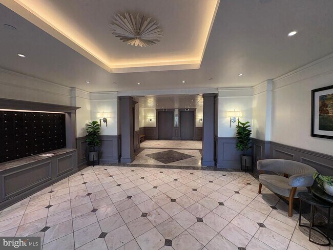 Building Photo - 1600 Prince St