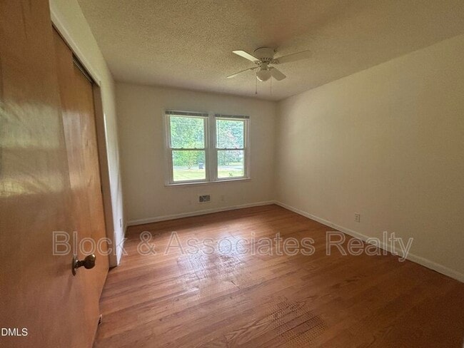 Building Photo - 3609 Melrose Dr