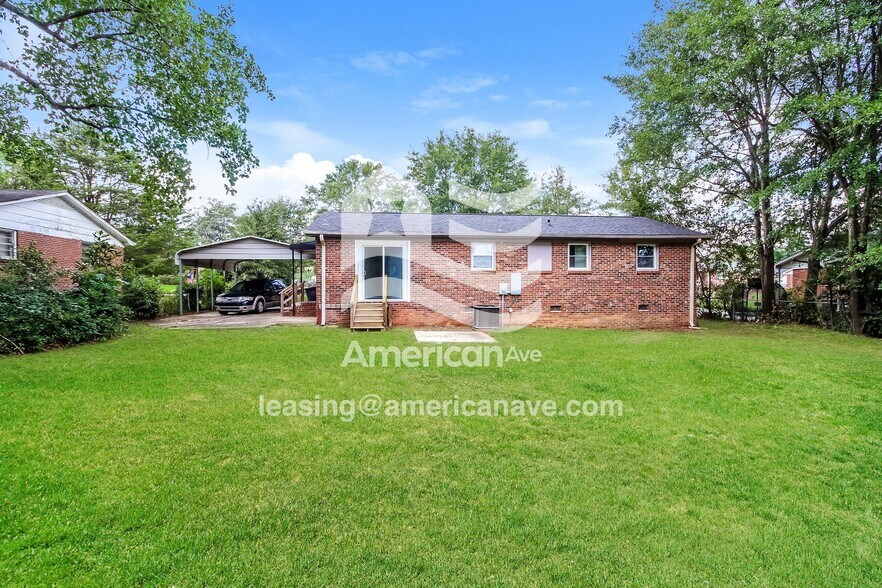 Building Photo - 14 Crofton Dr