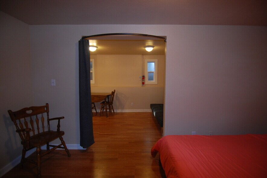 Building Photo - 8490 Trenton Rd
