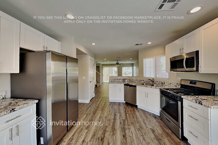 Building Photo - 10437 Wild Bill Ct