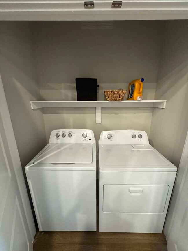 Building Photo - 3601 James Pitts Dr