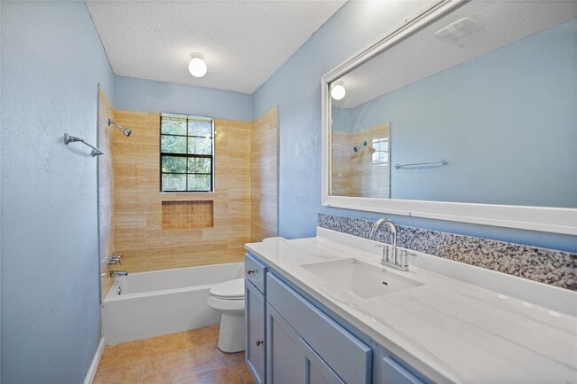 Building Photo - 2846 Mayflower Landing Ct