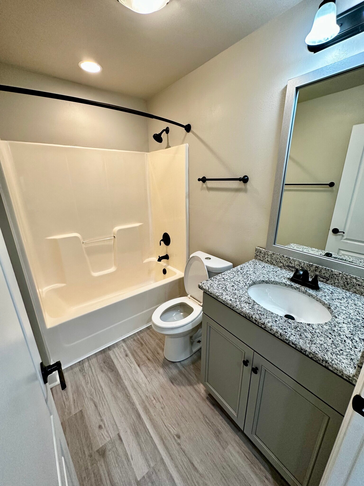 Building Photo - 8022 Brookside Ln