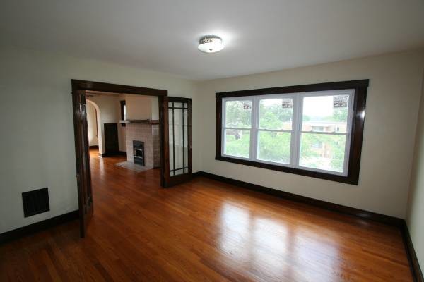 Living Area - 44 S Fremont Ave