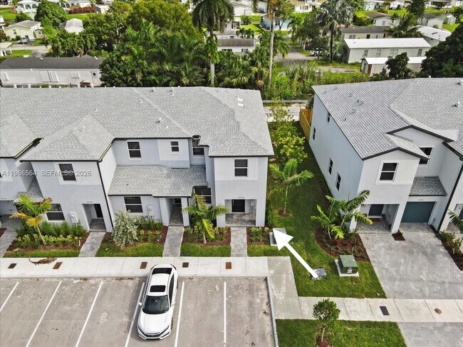 Building Photo - 35779 SW 178th Ct