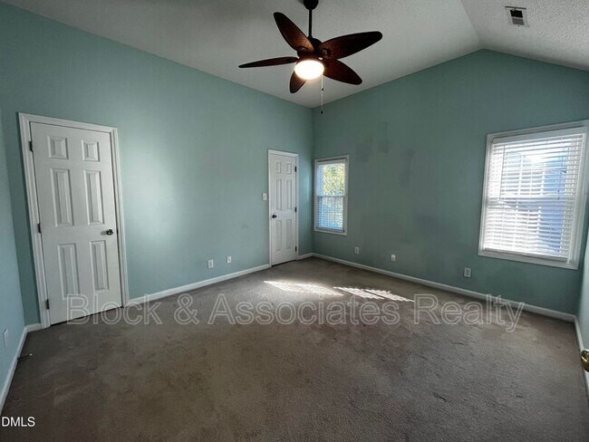 Building Photo - 214 Castle Hayne Dr