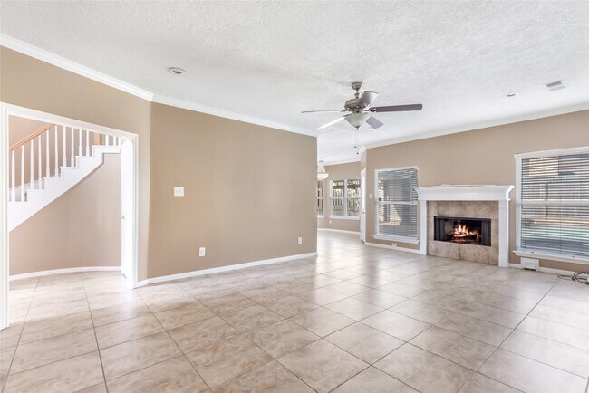 Building Photo - 16222 Rutley Cir