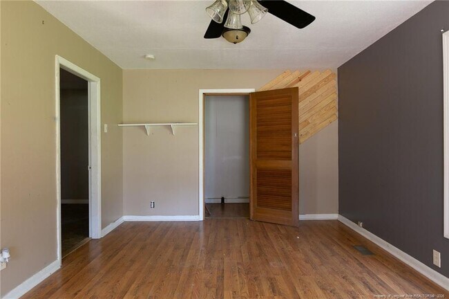 Building Photo - 202 Murray Fork Dr