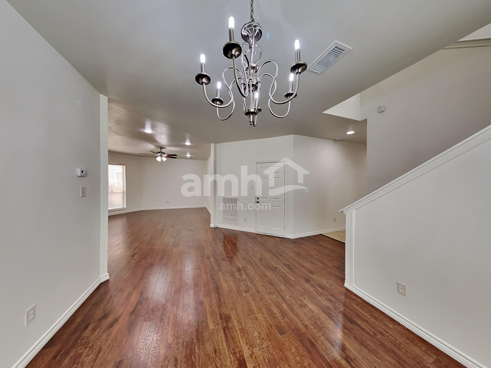 Building Photo - 15818 Shoreline Terrace Dr