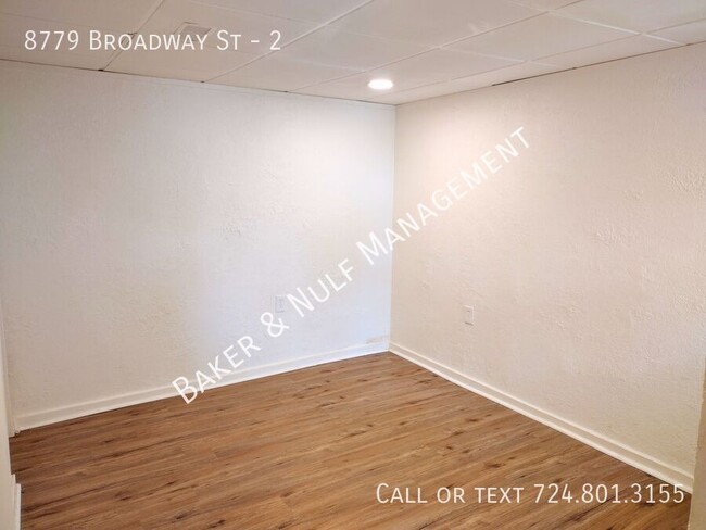 Building Photo - 8779 Broadway St