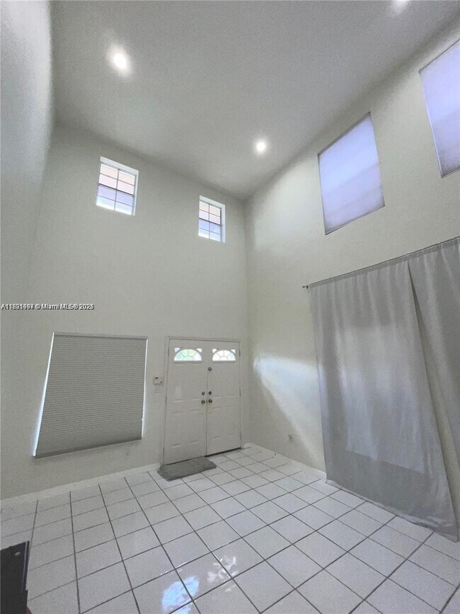 Building Photo - 11224 SW 59th Pl