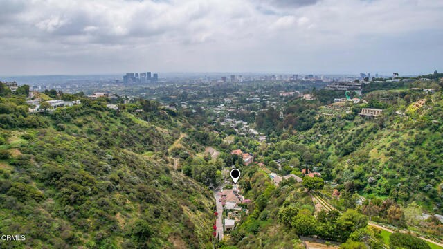 Building Photo - 1450 Benedict Canyon Drive