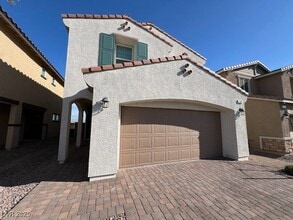 Building Photo - 380 Larksong Ave