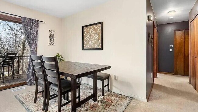 Building Photo - 11816 Highridge Dr