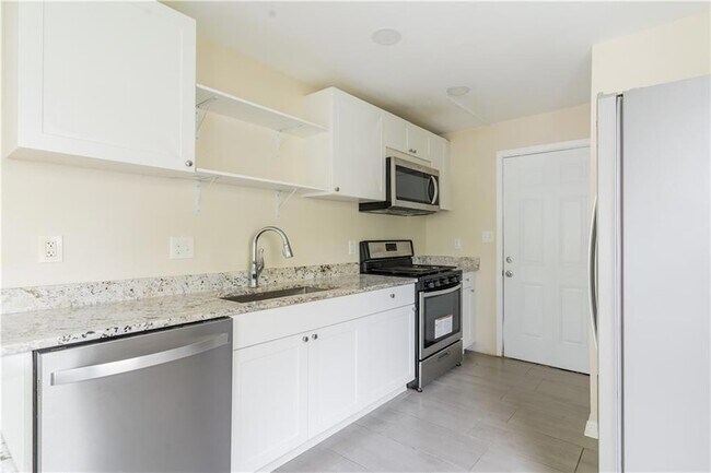 Building Photo - 6228 Waldo Dr