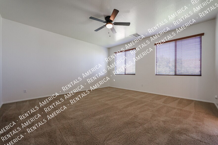 Building Photo - 43608 Caven Dr