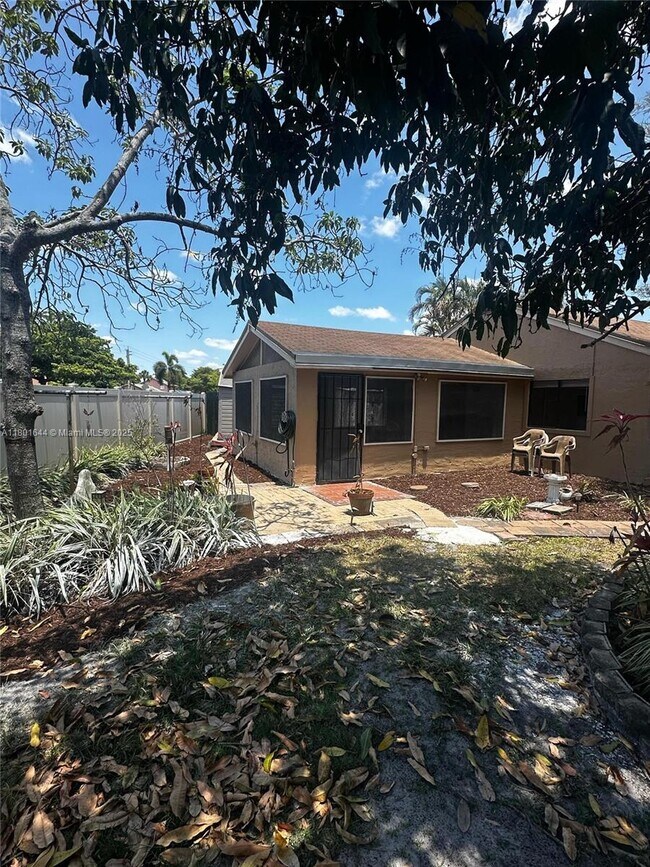Building Photo - 8880 SW 23rd St