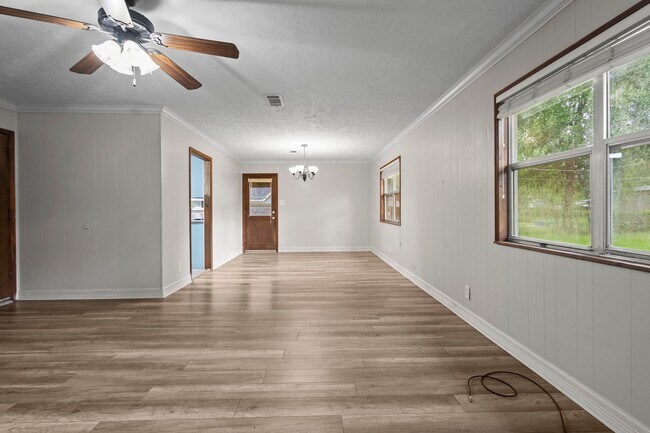 Building Photo - 8598 Cornell Dr