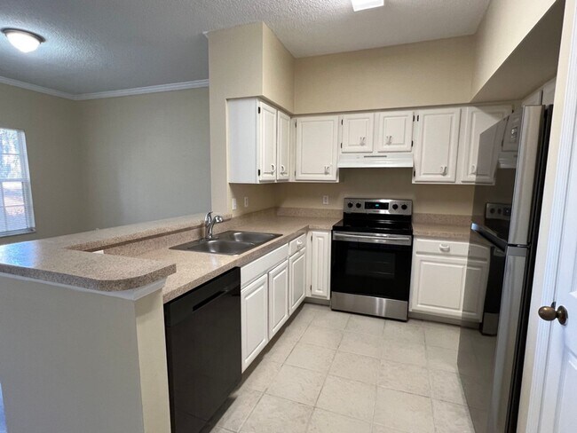 Building Photo - Spacious 2/2 in The Links at Haile