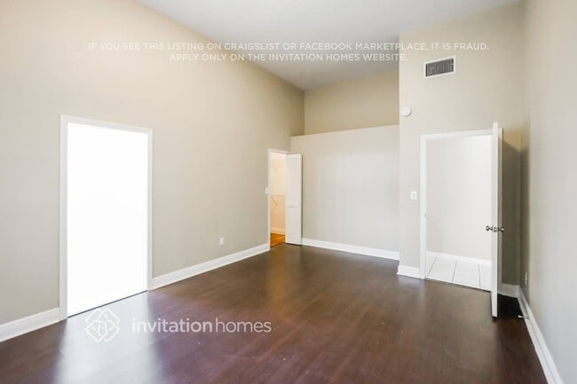 Building Photo - 8301 NW 194th Terrace