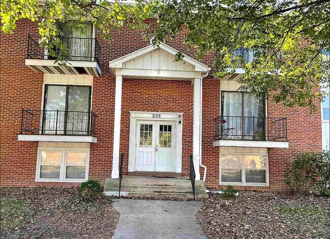 Building Photo - 255 S Durkin Dr