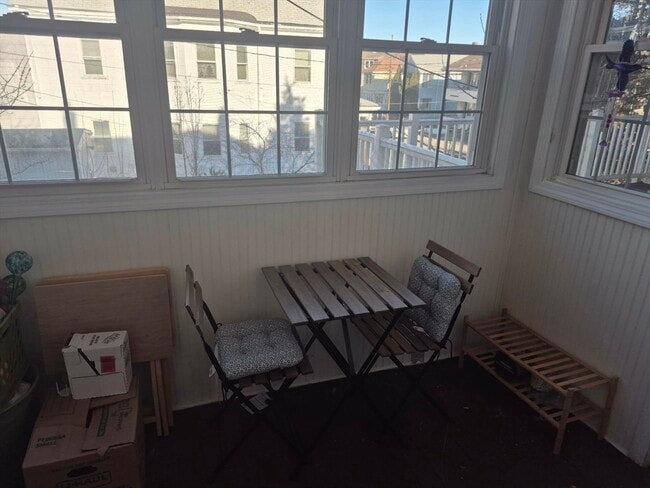 Building Photo - 4499-4501-4501 Washington St