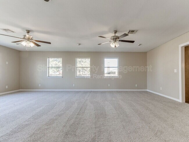 Building Photo - 921 Harrison St