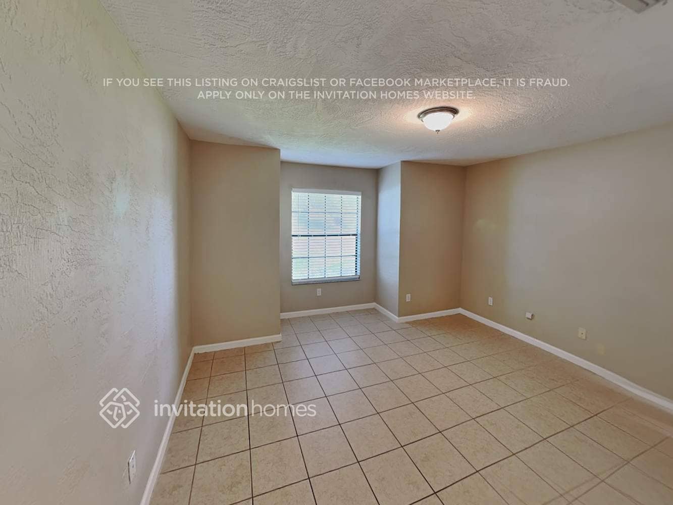 Building Photo - 3233 Vail View Dr