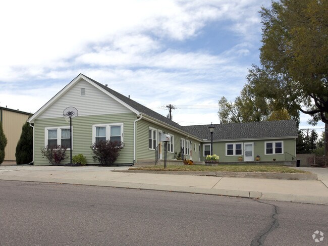 Primary Photo - 301 Arrawanna St