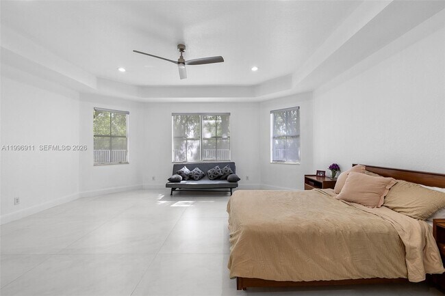 Building Photo - 3870 E Hibiscus St