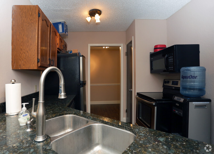 Interior Photo - Parkridge Place Apartments